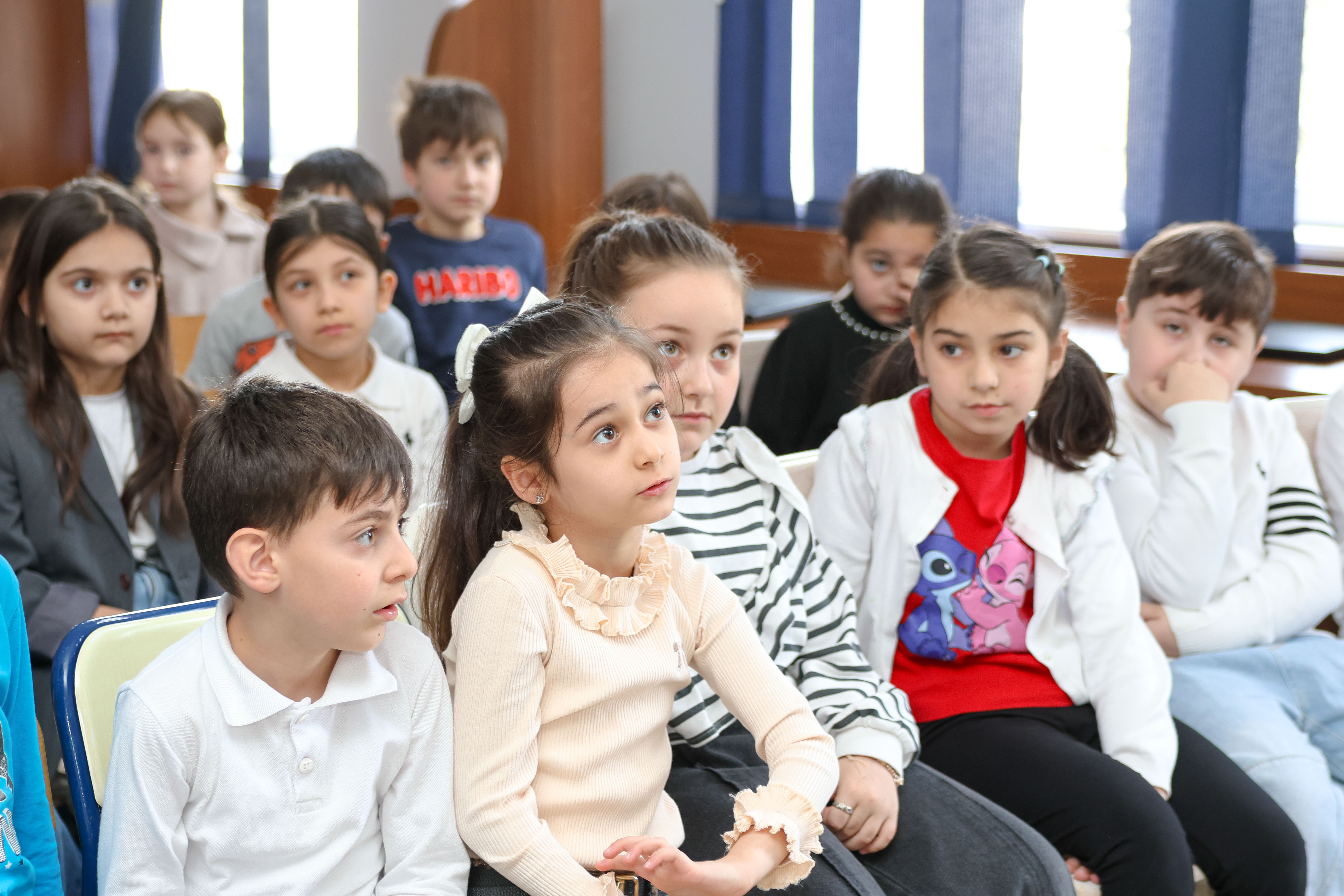 თბილისის 156-ე და 89-ე საჯარო სკოლების მოსწავლეებისთვის პლასტმასის შემცირებისა და ნარჩენების მართვის საკითხებზე საინფორმაციო-შემეცნებითი შეხვედრები გაიმართა